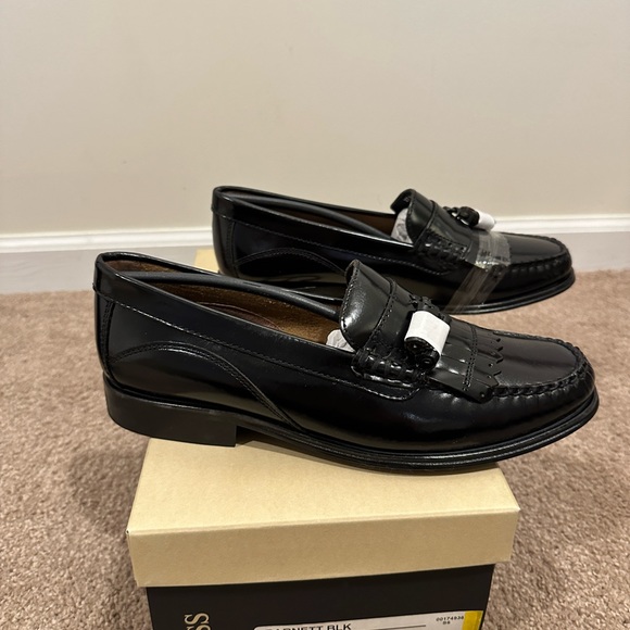 G.H. Bass Black Tassel Leather Loafers - Weejun - Size 8.5 Men - Brand New main image 5